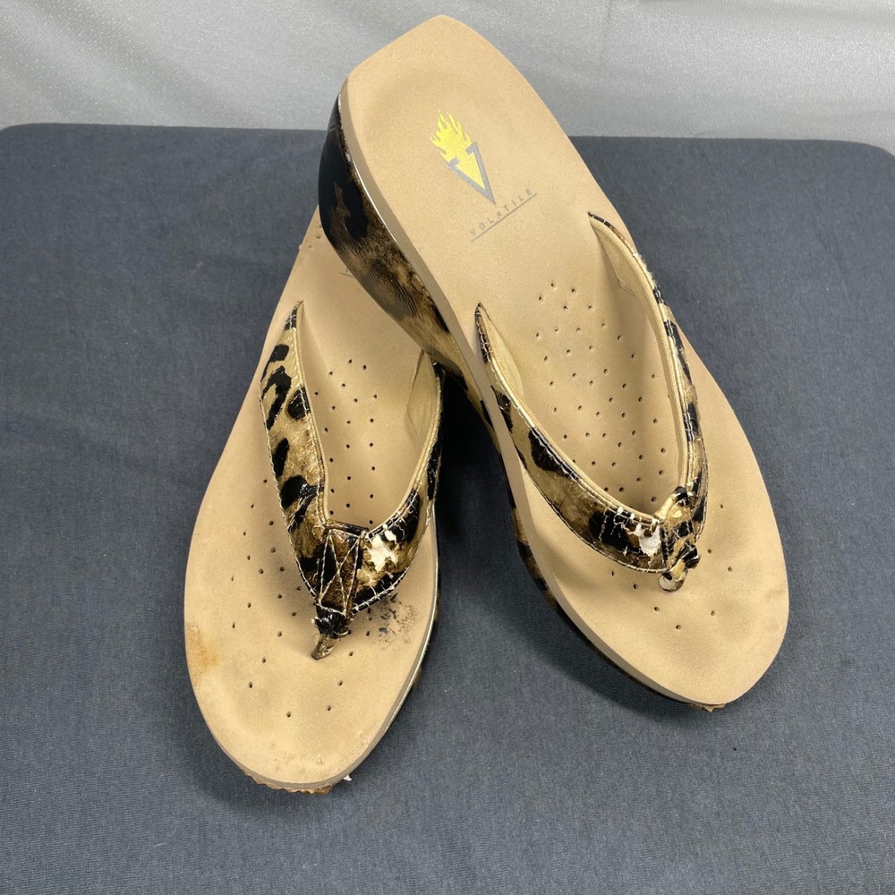 Volatile Women Flip Flops Leopard Print Size 9 Y2K Platform Wedge Sandals